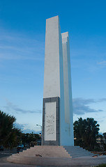 Image showing El Obelisco Hembra