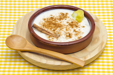 Image showing Rice pudding in a ceramic bowl