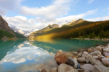 Image showing lake louise at sunrise