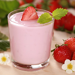 Image showing Yogurt with fresh strawberries