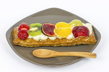 Image showing Pastry cream and fruits