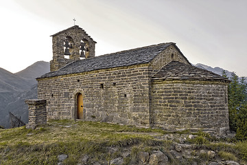 Image showing Romanesque church of Sant Quirc de Durro, Catalonia, Spain 