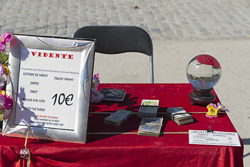 Image showing crystal ball and tarot cards