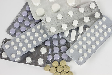 Image showing medicine pills 