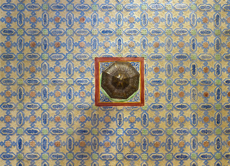 Image showing decoration of a ceiling Arabic style