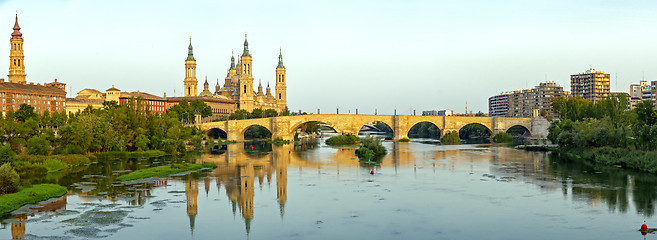 Image showing Catedral Basilica de Nuestra Se?ora del Pilar, Zaragoza Spain