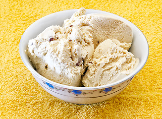 Image showing vanilla ice cream nuts