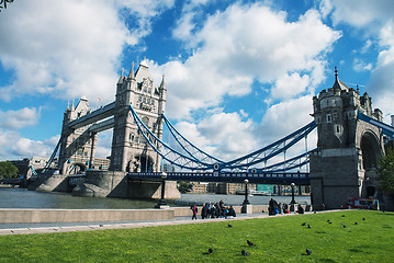 Image showing Beautiful view of famous Tower Bridge in the autumn morning, Lon