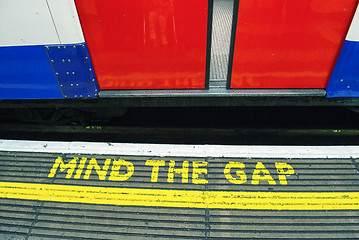 Image showing Mind the gap, warning in the London underground
