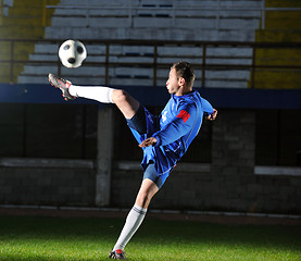 Image showing football player in action