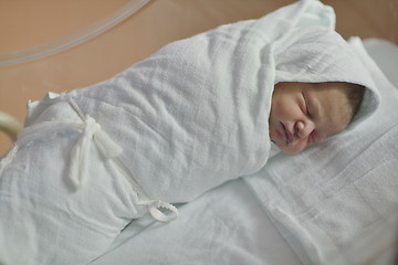 Image showing new born baby