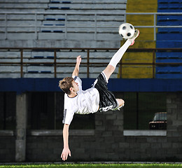 Image showing football player in action