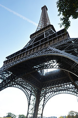 Image showing eiffel tower in paris at day