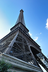 Image showing eiffel tower in paris at day