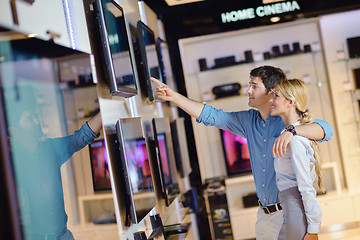 Image showing people buy  in consumer electronics store