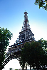 Image showing eiffel tower in paris at day