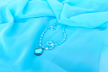 Image showing Blue necklace 