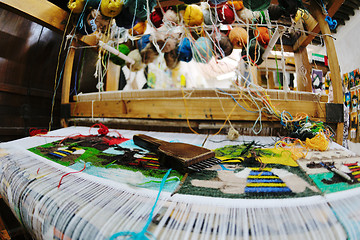 Image showing traditional arabic rug production