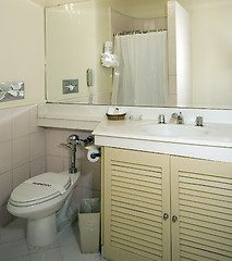 Image showing hotel bathroom