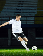 Image showing football player in action