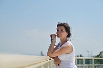 Image showing happy woman outdoor