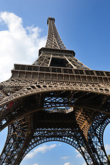 Image showing eiffel tower in paris at day