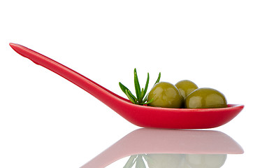 Image showing Olives on ceramic spoon