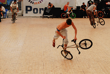 Image showing Matthias Dandois in the Flatland Field Control'07