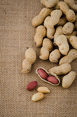 Image showing Peanuts