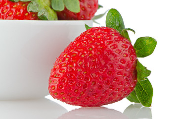 Image showing Fresh strawberries in bowl