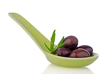 Image showing Olives on ceramic spoon