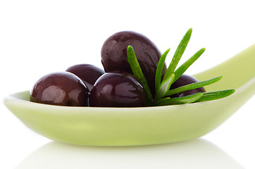 Image showing Olives on ceramic spoon