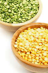 Image showing Green and Yellow Peas