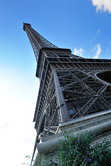 Image showing eiffel tower in paris at day