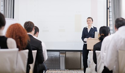 Image showing business woman giving presentation