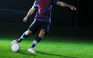 Image showing football player in action