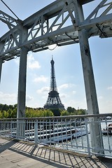 Image showing eiffel tower in paris at day