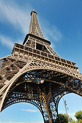 Image showing eiffel tower in paris at day