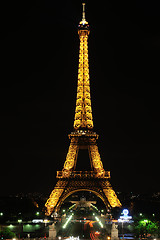 Image showing eiffet tower in paris at night