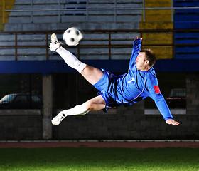 Image showing football player in action