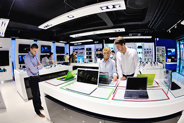 Image showing people buy  in consumer electronics store