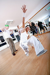 Image showing .break dancing