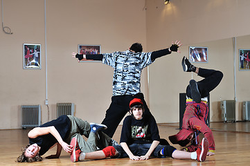 Image showing teen  group