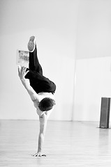 Image showing break dance