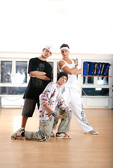 Image showing break dancers team