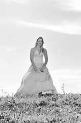 Image showing beautiful bride outdoor