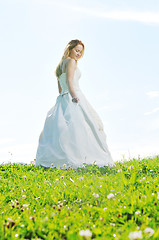 Image showing bride outdoor