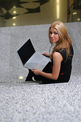 Image showing business woman laptop 