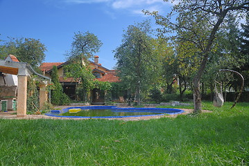 Image showing luxury house with swimming pool