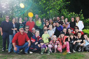 Image showing family group portrait outdoor